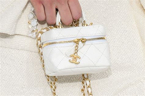 chanel vanity bags reviews